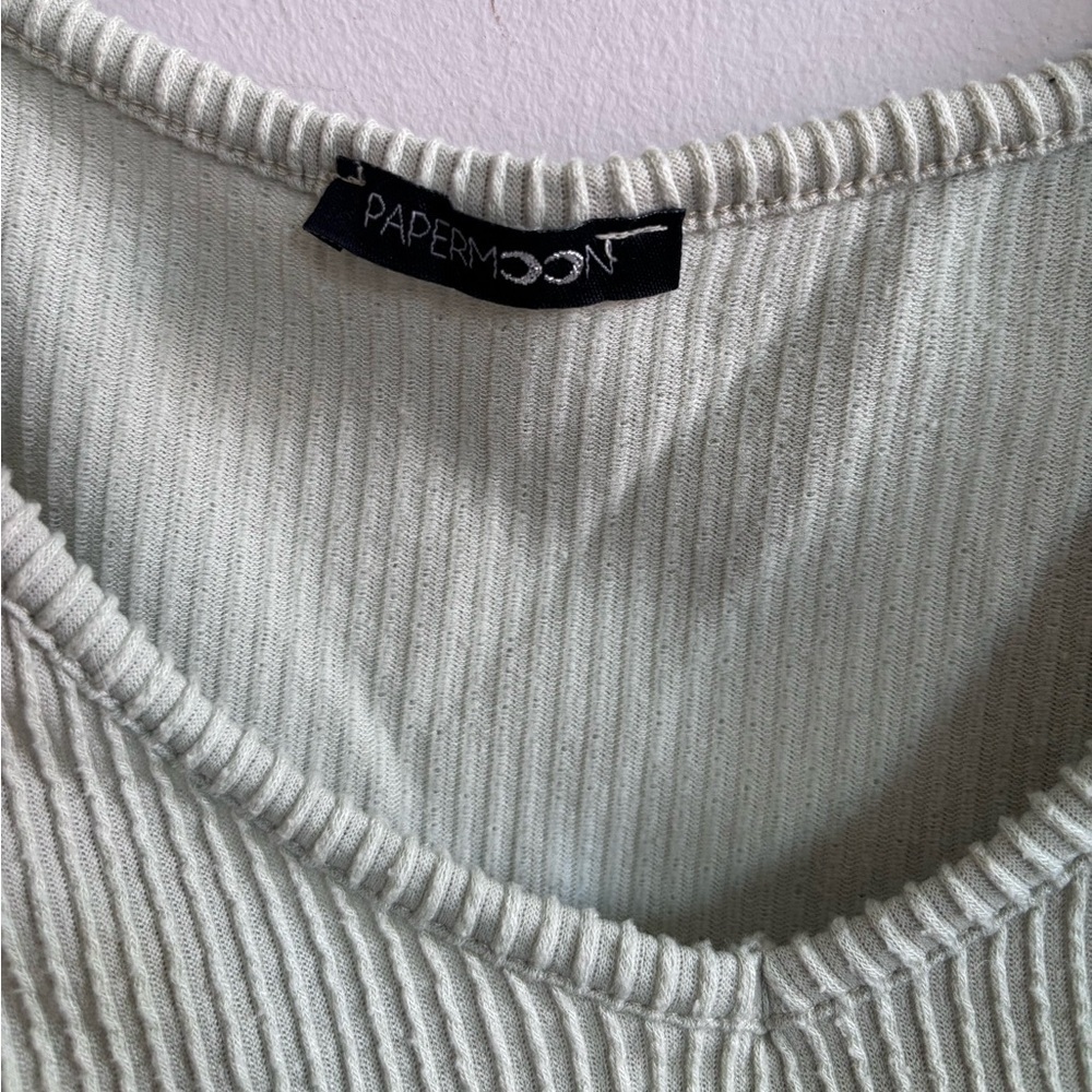 Light Green Ribbed Crop Top - Picture 4 of 4